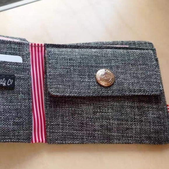 Herschel wallet second hand - Picture 3 of 4